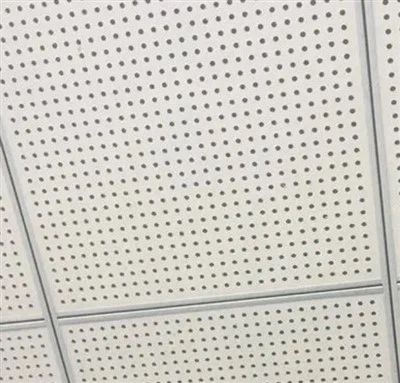 ألواح جبس مثقبة معلقة